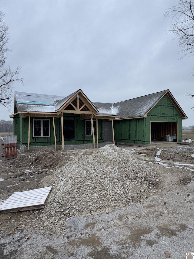 view of front of home featuring a garage