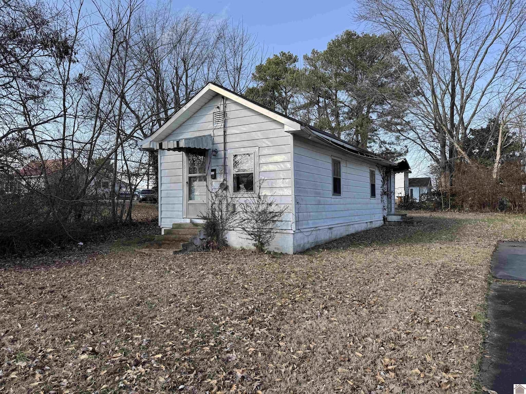 view of side of property