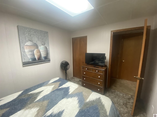 bedroom with carpet flooring