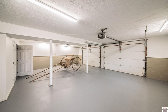 8200 Houser Rd, Boaz, Mccracken, KY 42027 - garage with a garage door opener