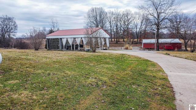 8200 Houser Rd, Boaz, Mccracken, KY 42027 - view of yard with an outdoor structure