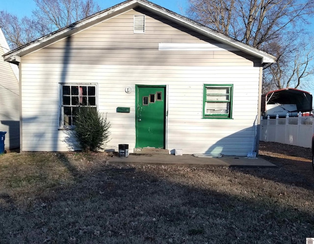 view of front of home