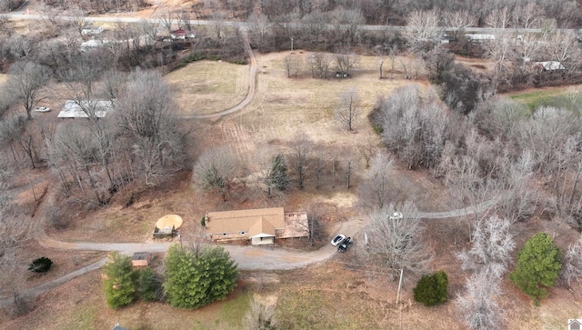 birds eye view of property featuring a rural view