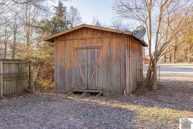 view of outbuilding