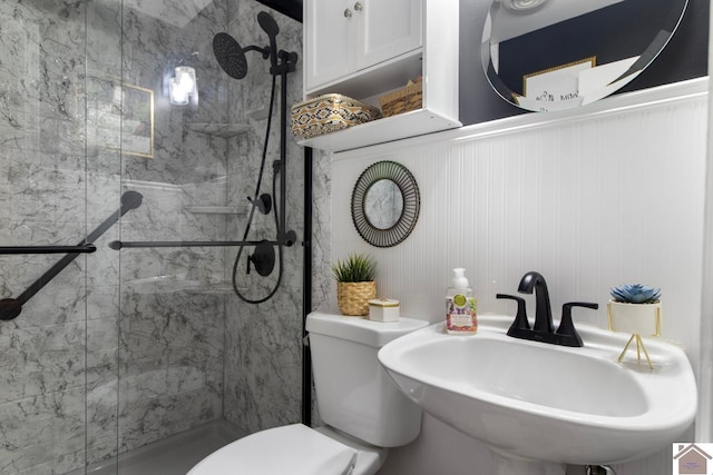 273 Bayshore Dr, Cadiz, KY 42211 - full bath featuring a sink and a stall shower
