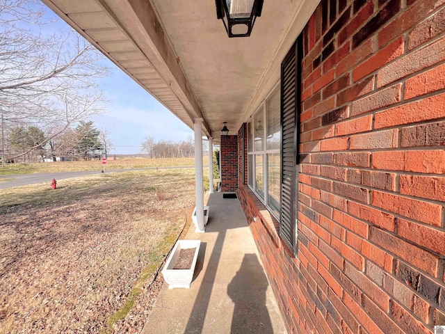 exterior space featuring a porch