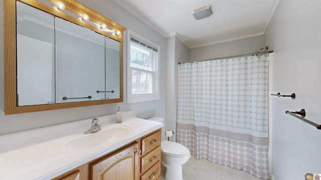 bathroom featuring visible vents, toilet, curtained shower, crown molding, and vanity