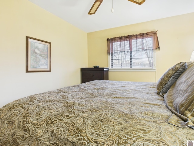 bedroom with a ceiling fan