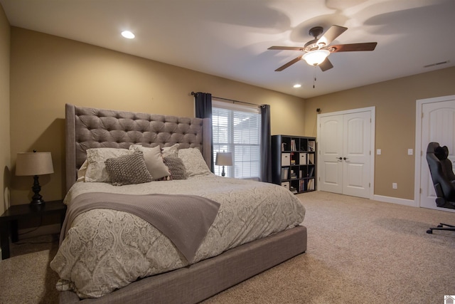 bedroom featuring recessed lighting, baseboards, carpet, and a ceiling fan