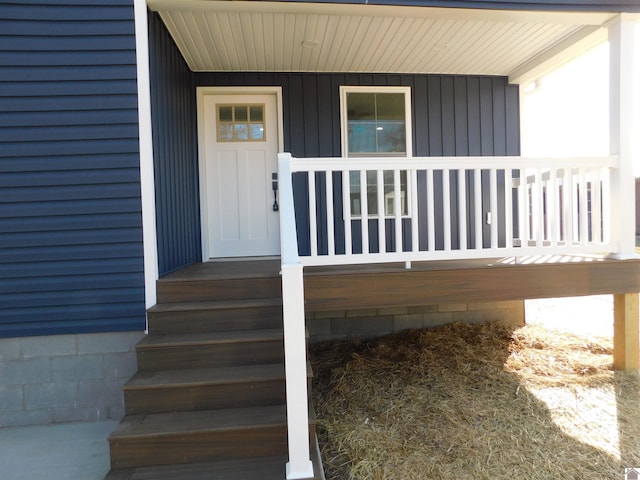 property entrance with a porch