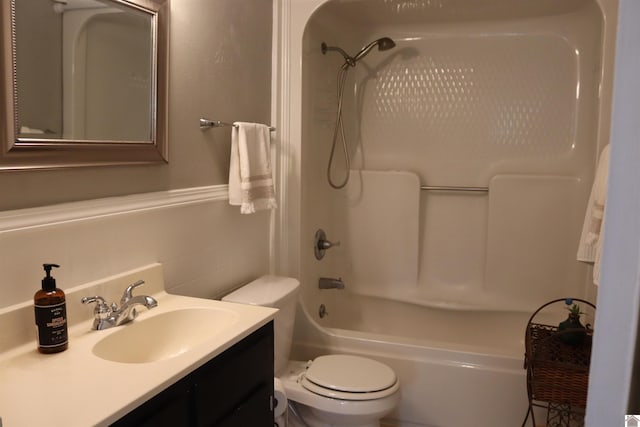 316 S 13th St, Murray, KY 42071 - bathroom featuring toilet, vanity, and bathtub / shower combination