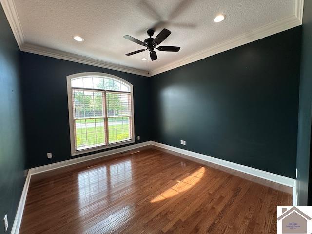 57 Rippling Creek Dr, Murray, KY 42071 - spare room featuring wood finished floors, ceiling fan, and a textured ceiling