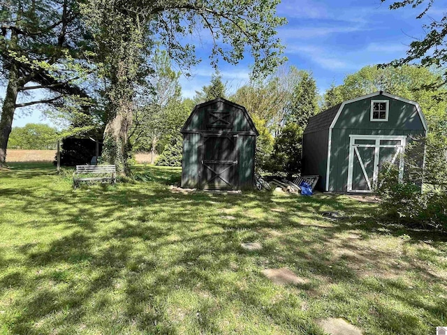 11189 E State Route 94, Murray, KY 42071 - view of yard with an outdoor structure and a shed