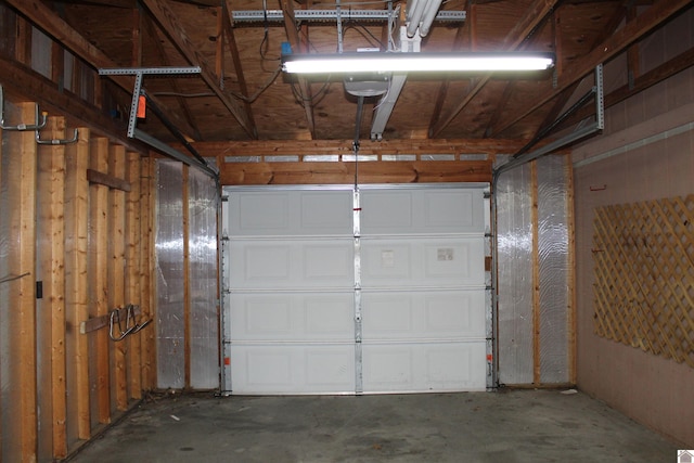 1725 Evelyn Dr, Paducah, KY 42003 - view of garage