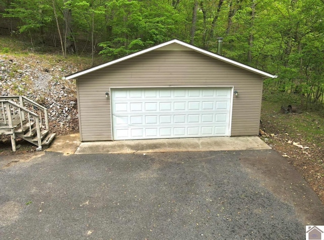 40 Oriole Dr, Eddyville, KY 42038