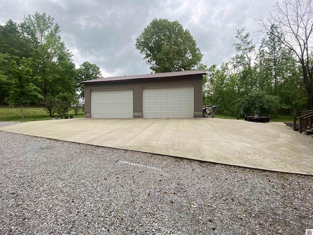 view of detached garage