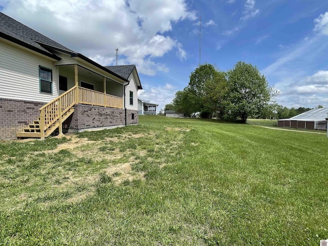 1360 Eagle Ln, Mayfield, KY 42066 - view of yard with stairs