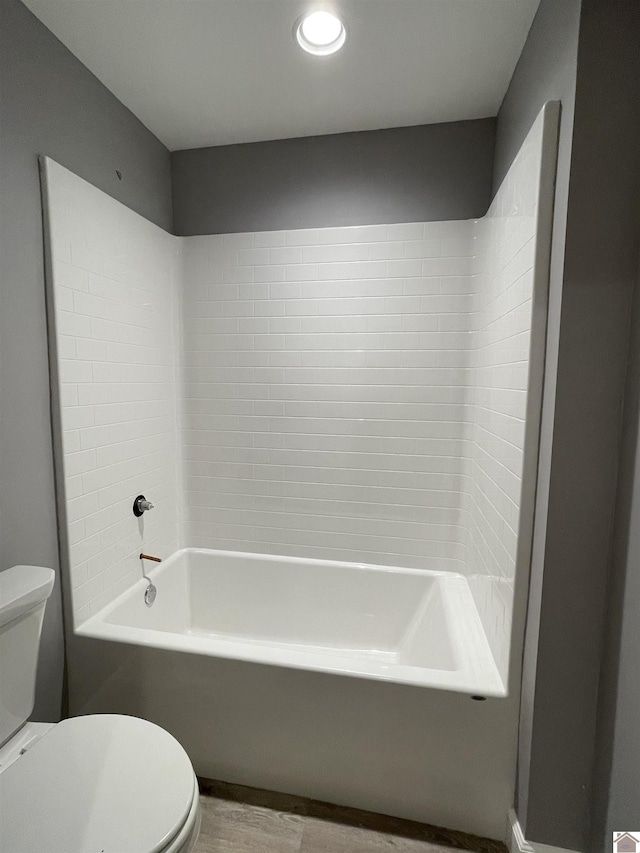 1360 Eagle Ln, Mayfield, KY 42066 - bathroom featuring shower / bathtub combination, toilet, and wood finished floors