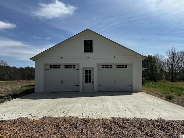 view of detached garage