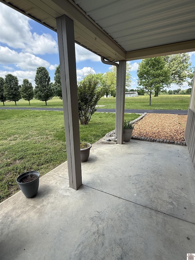 1040 Lone Valley Rd, Calvert City, KY 42029 - view of patio