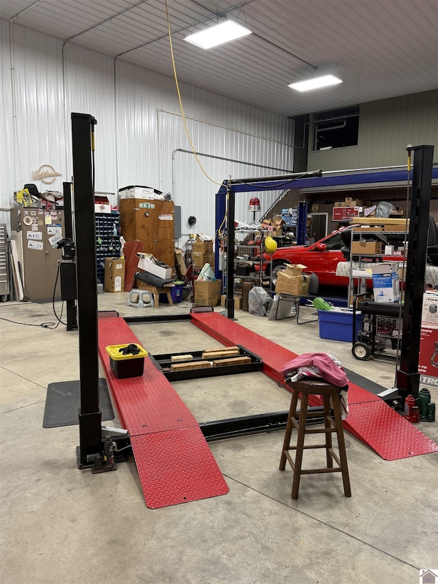 1040 Lone Valley Rd, Calvert City, KY 42029 - view of garage