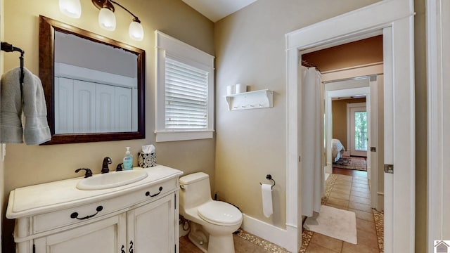 171 Cagel, Gilbertsville, KY 42044 - full bath featuring toilet, tile patterned flooring, and vanity