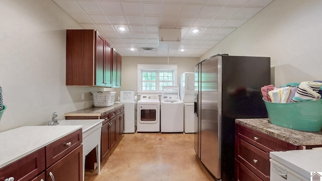 171 Cagel, Gilbertsville, KY 42044 - clothes washing area with separate washer and dryer and recessed lighting