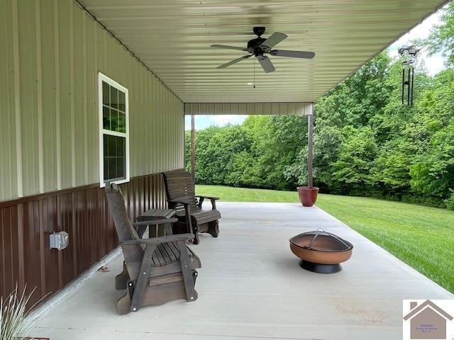695 Heritage Trce, Cadiz, KY 42211 - view of patio with a ceiling fan
