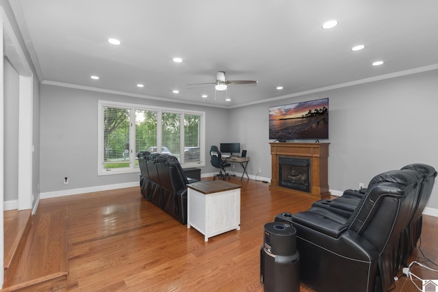 890 Ridge Rd, Gilbertsville, KY 42044 - living room with recessed lighting, a ceiling fan, ornamental molding, light wood-style flooring, and baseboards