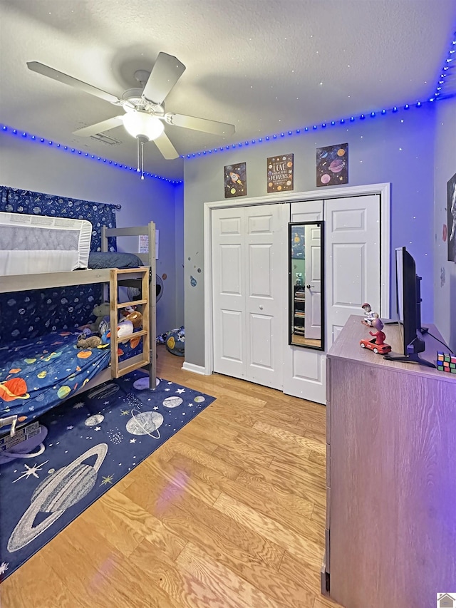 478 Lovers Ln, Benton, KY 42025 - bedroom featuring wood finished floors and ceiling fan