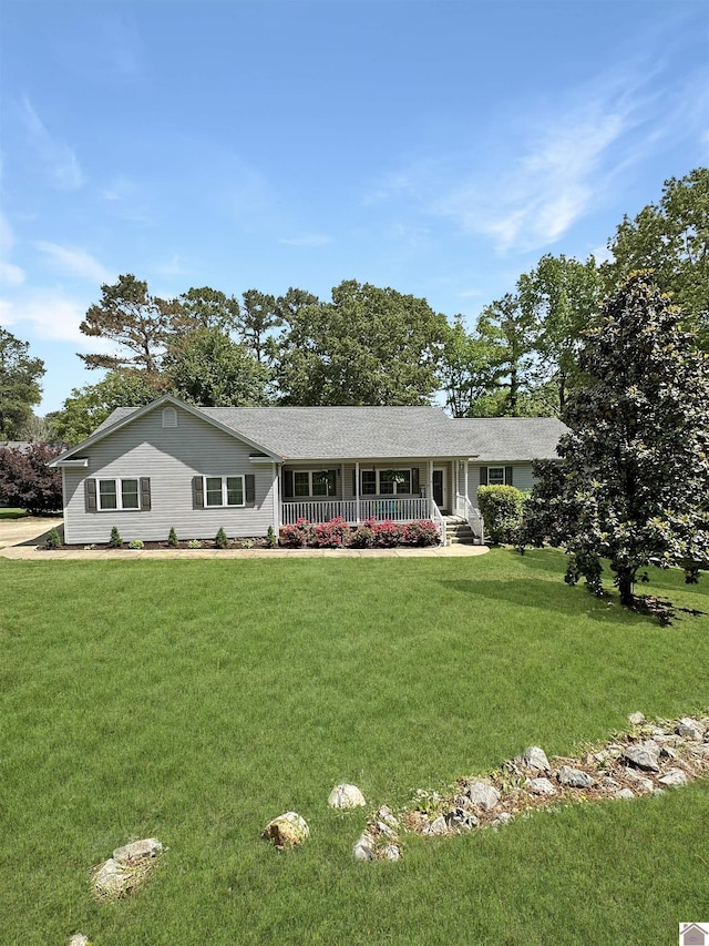 478 Lovers Ln, Benton, KY 42025 - ranch-style house featuring a front lawn and a porch