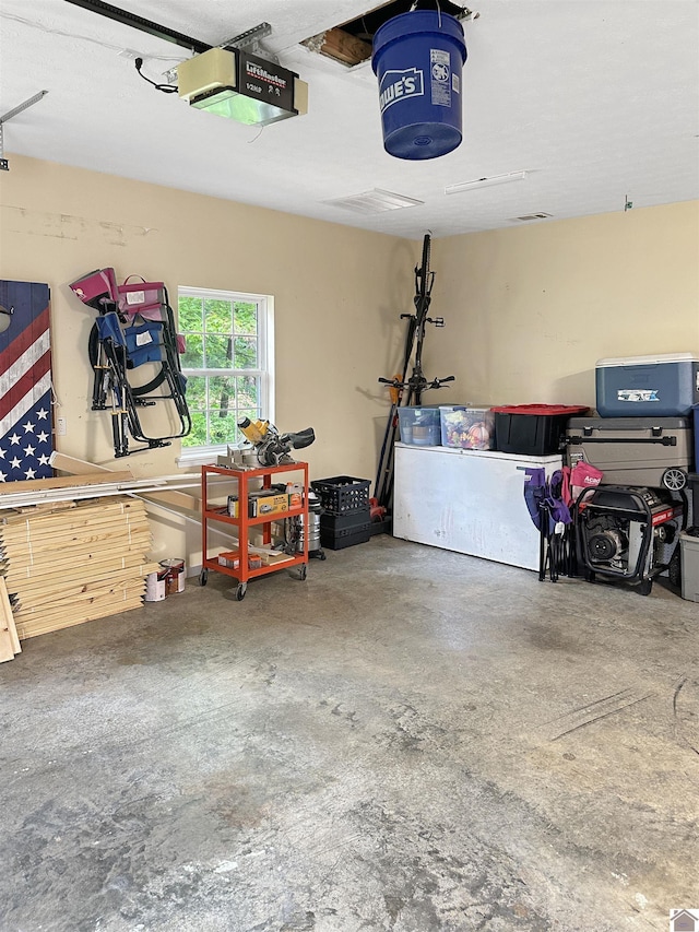 478 Lovers Ln, Benton, KY 42025 - garage with a garage door opener