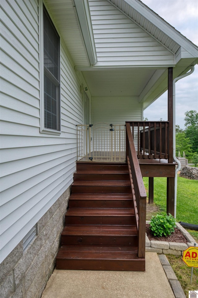 5904 Moors Camp Hwy, Gilbertsville, KY 42044 - view of stairs