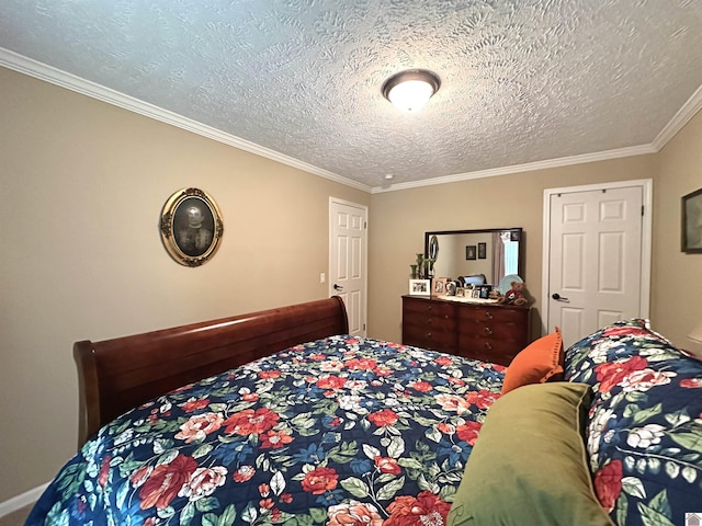 5109 S Rd, Cadiz, KY 42211 - bedroom with ornamental molding and a textured ceiling
