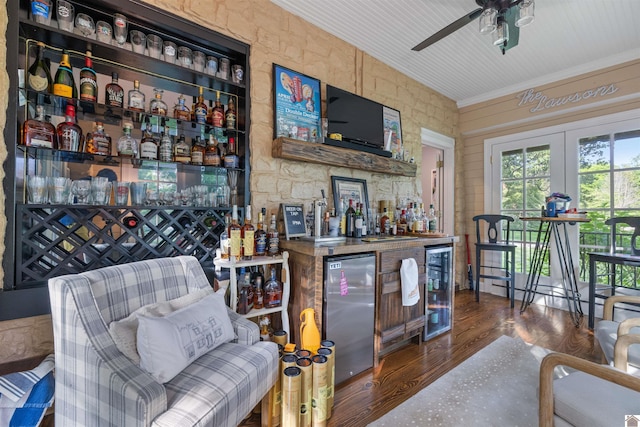 341 Friedman Ave, Paducah, KY 42001 - indoor dry bar with wine cooler, stainless steel fridge, ceiling fan, wood finished floors, and crown molding