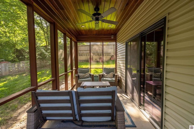 341 Friedman Ave, Paducah, KY 42001 - sunroom / solarium featuring an outdoor living space and a ceiling fan