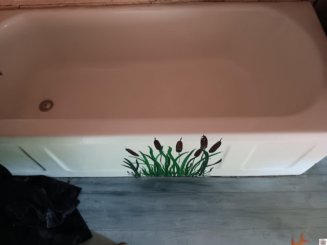 703 Fulton St, Hickman, KY 42050 - bathroom view of a tub