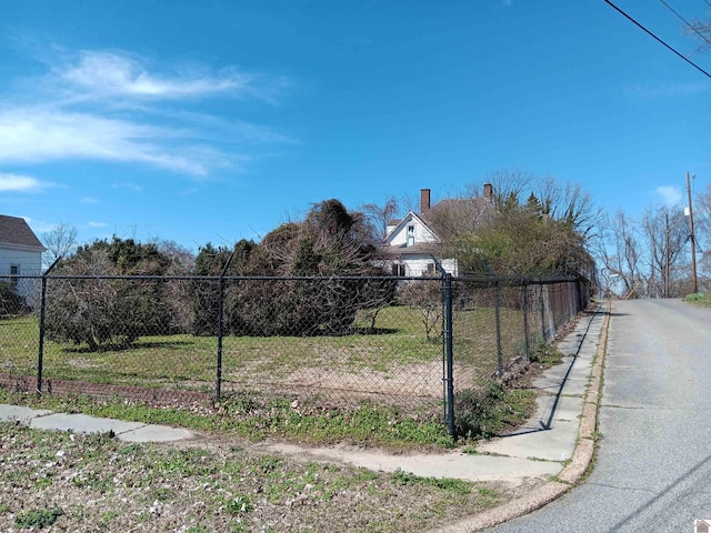 703 Fulton St, Hickman, KY 42050 - view of yard