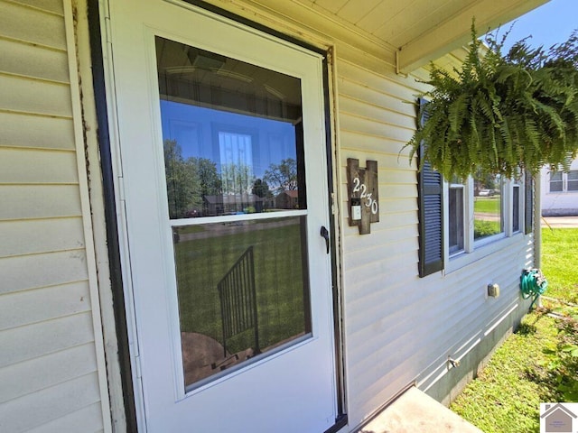 2230 Seneca Ln, Paducah, KY 42001 - view of doorway to property
