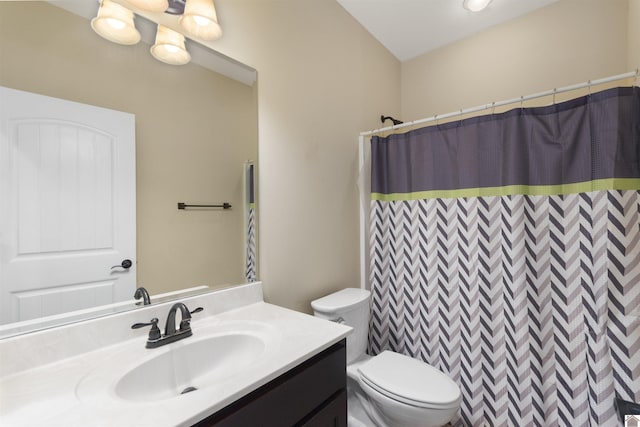 115 Pinewood Trl, West Paducah, KY 42086 - full bathroom featuring vanity, toilet, and a shower with curtain