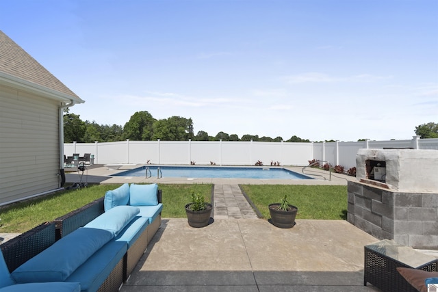 115 Pinewood Trl, West Paducah, KY 42086 - view of pool with an outdoor living space, a patio, and a fenced backyard