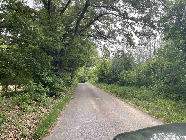 180 Chester Ln, Hickory, KY 42051
