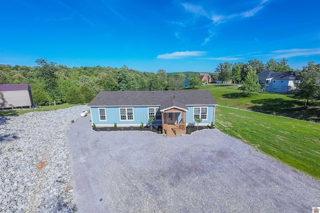 631 Imogene Dr, Gilbertsville, KY 42044 - view of front of property featuring driveway and a front lawn
