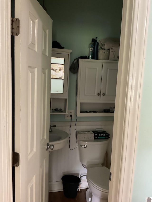 10187 E U S Highway 68, Benton, KY 42025 - bathroom featuring toilet