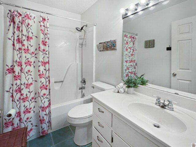 189 Edinborough W, Murray, KY 42071 - bathroom featuring vanity, toilet, tile patterned flooring, and shower / bath combo