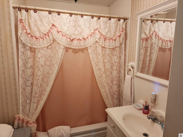 1691 Symsonia Hwy, Benton, KY 42025 - bathroom featuring vanity, toilet, and curtained shower