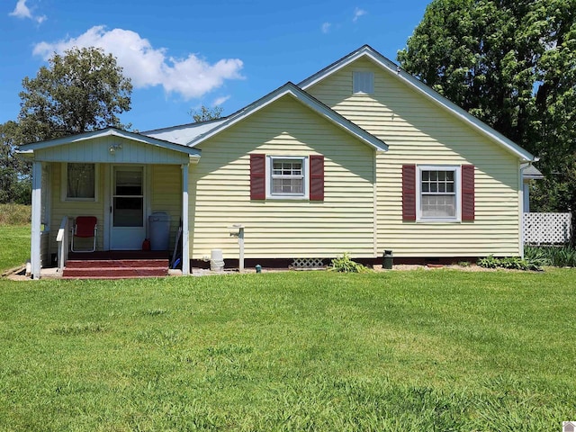 1691 Symsonia Hwy, Benton, KY 42025 - view of front of property with a porch and a front lawn