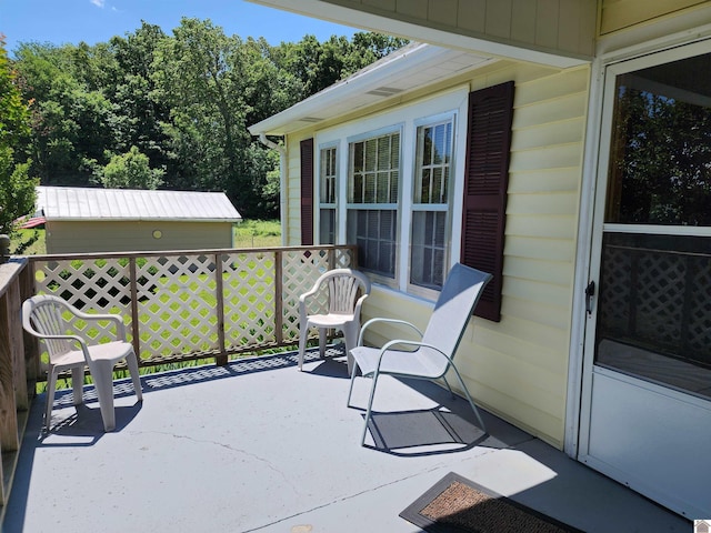 1691 Symsonia Hwy, Benton, KY 42025 - view of deck
