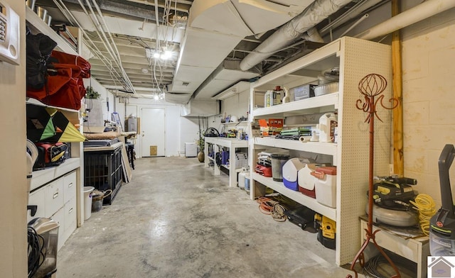 114 Shadyside Ln, Gilbertsville, KY 42044 - unfinished below grade area featuring a workshop area