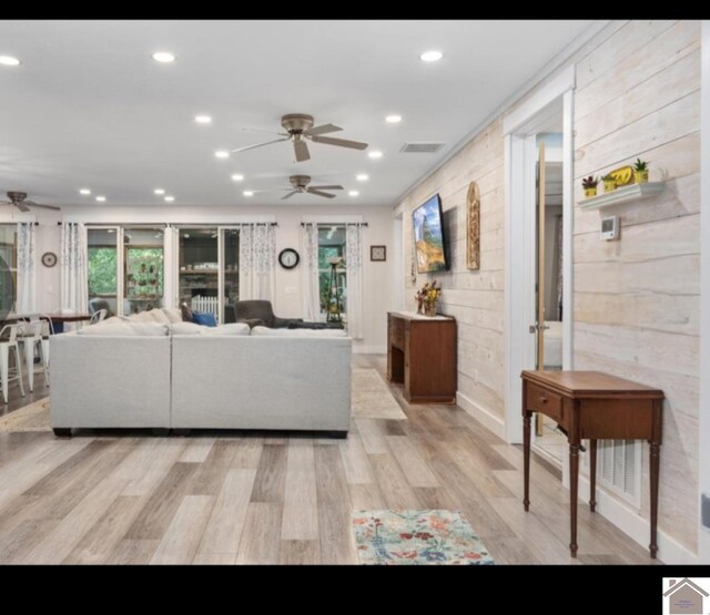 34 Navajo Ct, Cadiz, KY 42211 - living area featuring ceiling fan, light wood-type flooring, and recessed lighting